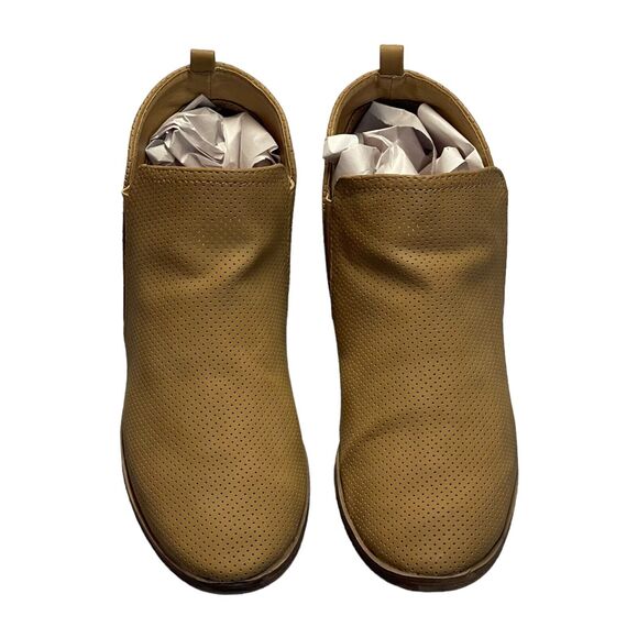 Rampage Tesla Women's Tan Stacked Cuban Heel Perforated Ankle Bootie Size US 10M - Picture 2 of 8